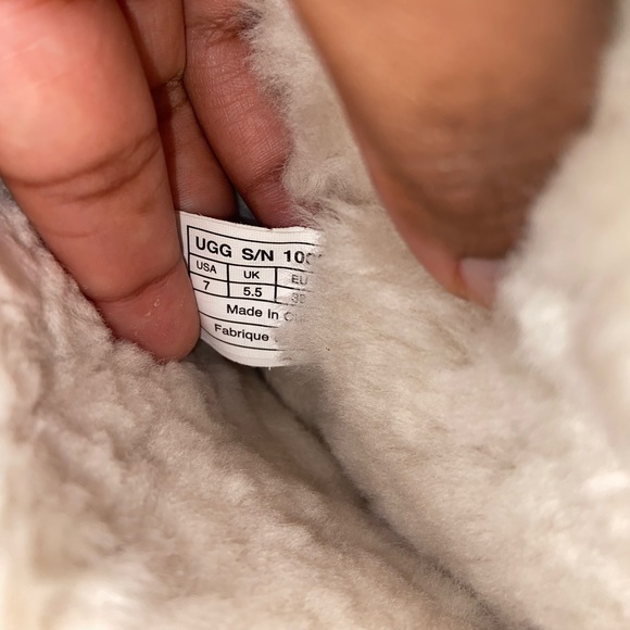 Chocolate uggs - Picture 3 of 6